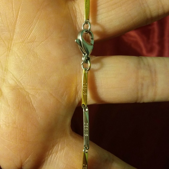 🎆🆕🎆 Jesus necklace Jesus name engraved - Picture 3 of 3